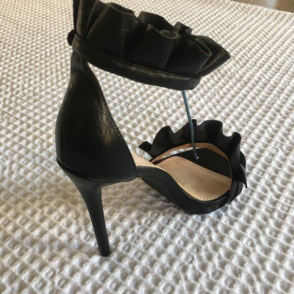 BLACK RUFFLE DETAIL STILETTO HEELS - Picture 3 of 5